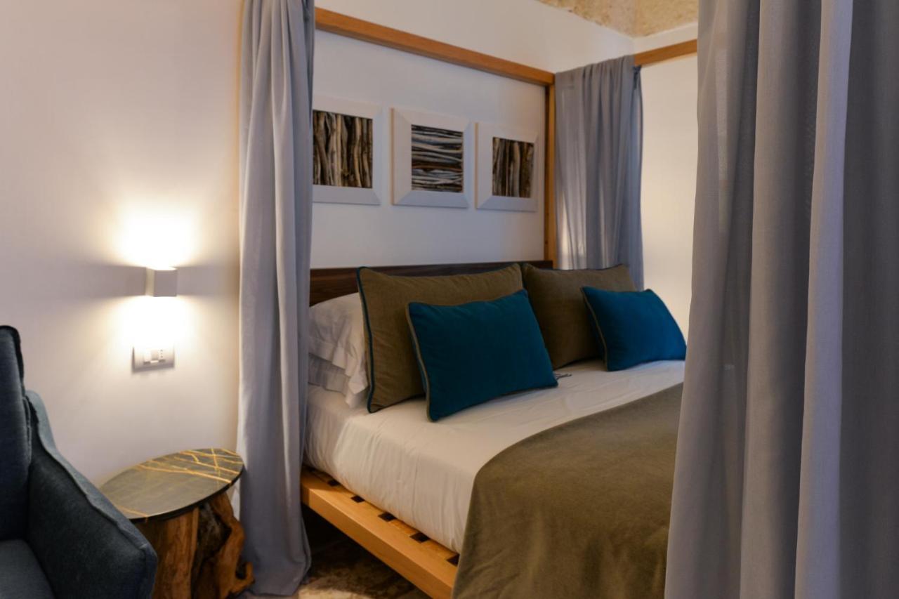 B-Welcome Rooms Of Charme E Relax Polignano a Mare Exterior photo